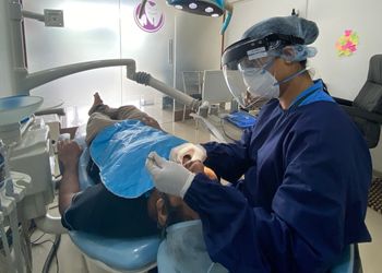 Dr-satras-dental-clinic-Dental-clinics-Pimpri-chinchwad-Maharashtra-3