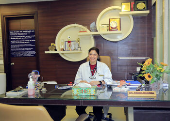 Dr-seema-sharma-Gynecologist-doctors-Kirari-suleman-nagar-Delhi-1