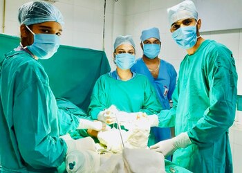 Dr-shagun-sikka-Urologist-doctors-Model-town-jalandhar-Punjab-2