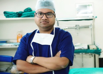 Dr-shalabh-agrawal-Urologist-doctors-Cyber-city-gurugram-Haryana-1