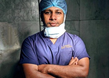 Dr-sharafuddeen-mammu-Orthopedic-surgeons-Mavoor-Kerala-1