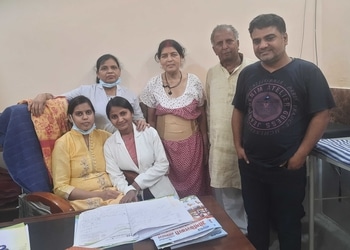 Dr-shelly-kushwaha-Gynecologist-doctors-Bhojubeer-varanasi-Uttar-pradesh-3