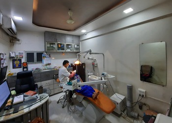 Dr-shivgundes-dental-clinic-Dental-clinics-Solapur-Maharashtra-2