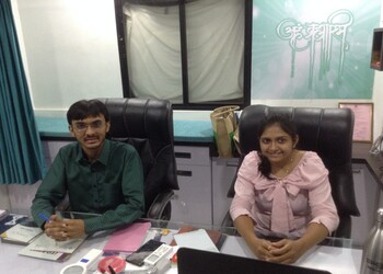 Dr-shyam-makadia-Dermatologist-doctors-Junagadh-Gujarat-1