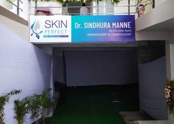 Dr-sindhura-manne-Dermatologist-doctors-Pattabhipuram-guntur-Andhra-pradesh-2