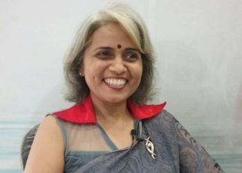 Dr-smita-m-chakote-Dermatologist-doctors-Kurduwadi-solapur-Maharashtra-1