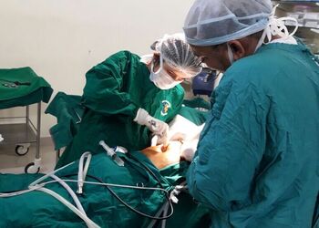 Dr-sonil-srivastava-Gynecologist-doctors-Bhopal-Madhya-pradesh-2