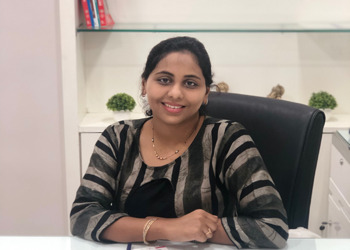 Dr-sowmya-kothamasu-Dermatologist-doctors-Lakshmipuram-guntur-Andhra-pradesh-1