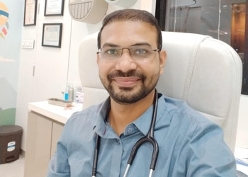 Dr-sumeet-patni-Child-specialist-pediatrician-Thane-Maharashtra-1