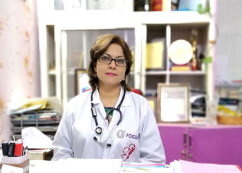 Dr-sumita-prabhakar-Gynecologist-doctors-Ballupur-dehradun-Uttarakhand-1