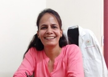 Dr-sunita-choudhary-Gynecologist-doctors-Jaipur-Rajasthan-1