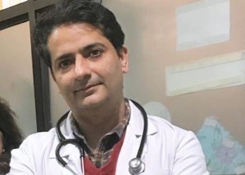 Dr-sunny-narula-Child-specialist-pediatrician-Mohali-chandigarh-sas-nagar-Punjab-1