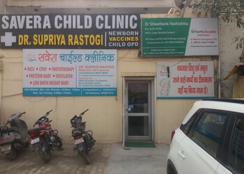 Dr-supriya-rastogi-Child-specialist-pediatrician-Faridabad-Haryana-3