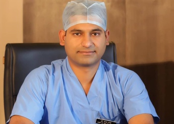 Dr-tanay-sharma-Orthopedic-surgeons-Talwandi-kota-Rajasthan-1