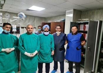 Dr-tarandeep-singh-Cardiologists-Mohali-Punjab-2