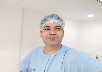 Dr-tarun-bharadwaj-Gastroenterologists-Arera-colony-bhopal-Madhya-pradesh-3