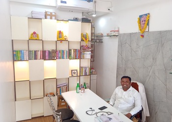 Dr-udachans-shree-vishwarudra-ayurvedic-clinic-Ayurvedic-clinics-Barshi-solapur-Maharashtra-2