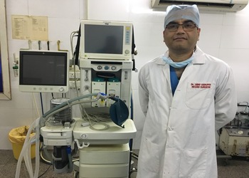 Dr-uday-bhaumik-Neurosurgeons-Udaipur-Rajasthan-3