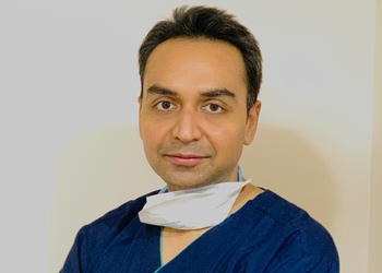 Dr-varun-gupta-Gastroenterologists-Jalandhar-Punjab-1
