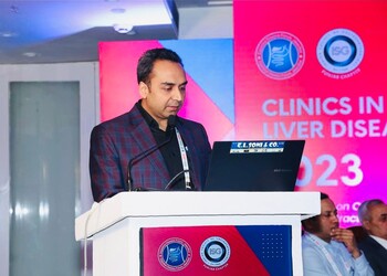 Dr-varun-gupta-Gastroenterologists-Jalandhar-Punjab-3