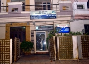 Dr-vibhu-vibhas-mittal-Gastroenterologists-Ghaziabad-Uttar-pradesh-2