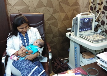 Dr-vinita-agrawal-Gynecologist-doctors-Nagpur-Maharashtra-2