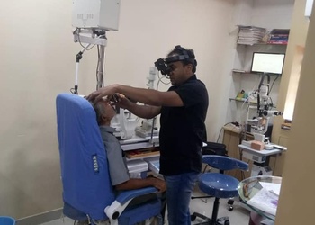 Dr-zuber-ahmed-khan-Diabetologist-doctors-Akola-Maharashtra-3