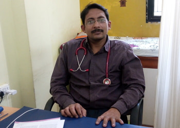 Drdahiwale-oxycare-mother-and-child-nursing-home-Child-specialist-pediatrician-Pratap-nagar-nagpur-Maharashtra-2