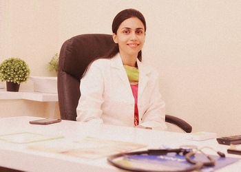 Drkathyayan-Dermatologist-doctors-Gopalapatnam-vizag-Andhra-pradesh-1