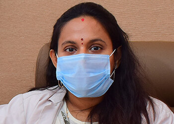 Drpavithra-Dermatologist-doctors-Alagapuram-salem-Tamil-nadu-1