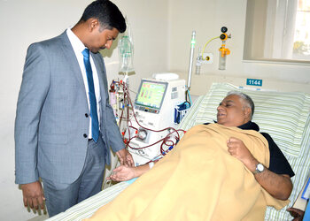 Drvenkatesh-rajkumar-Kidney-specialist-doctors-Thiruvanmiyur-chennai-Tamil-nadu-2