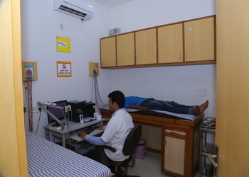 Drvinay-agrawal-Neurologist-doctors-Kamla-nagar-agra-Uttar-pradesh-3