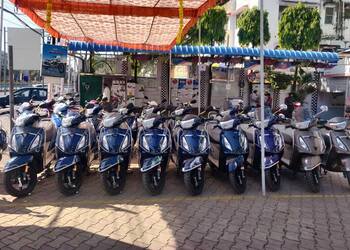 Dugar-distributors-ltd-Motorcycle-dealers-Geeta-bhawan-indore-Madhya-pradesh-2