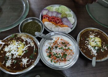 Duggals-veg-n-non-veg-dhaba-Family-restaurants-Jalandhar-Punjab-3