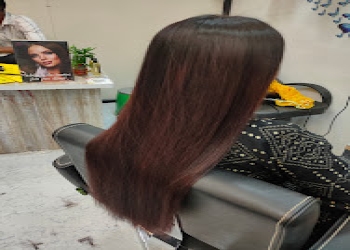 Elevate-unisex-salon-Beauty-parlour-Osmanpura-aurangabad-Maharashtra-2