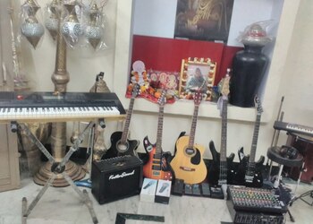 Euphony-music-school-Guitar-classes-Thatipur-gwalior-Madhya-pradesh-2
