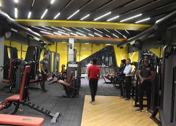 Evolve-fitness-Gym-Vyapar-vihar-bilaspur-Chhattisgarh-2