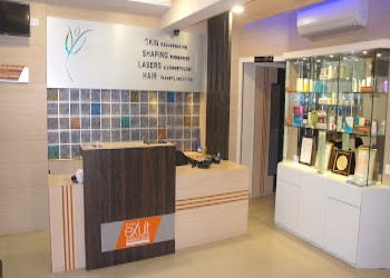 Exult-aesthetic-clinic-Dermatologist-doctors-Mvp-colony-vizag-Andhra-pradesh-2