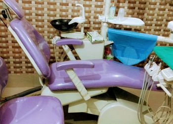 Family-dental-care-Dental-clinics-Karawal-nagar-Delhi-3