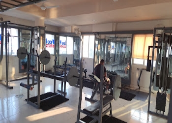 Feel-fitness-gymnessium-Gym-Akota-vadodara-Gujarat-2