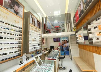Fine-eye-care-Opticals-Chembur-mumbai-Maharashtra-2