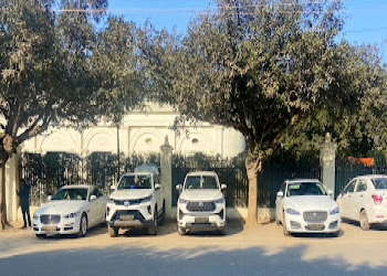 Finest-luxury-cars-Car-rental-Dlf-phase-3-gurugram-Haryana-1
