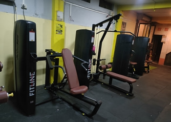 Fit-and-fine-fitness-club-Gym-Bhusawal-Maharashtra-3