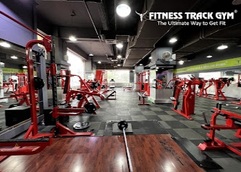 Fitness-track-gym-Gym-Alkapuri-vadodara-Gujarat-2