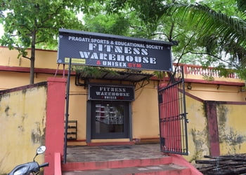 Fitness-warehouse-a-unisex-gym-Gym-Kandivali-mumbai-Maharashtra-1