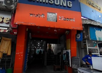 Flyfot-mobile-store-Mobile-stores-Channi-himmat-jammu-Jammu-and-kashmir-1