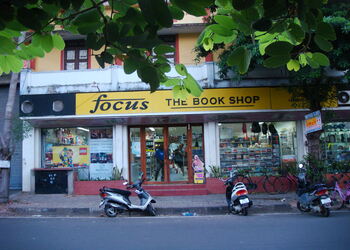 Focus-the-book-shop-Book-stores-Pondicherry-Puducherry-1