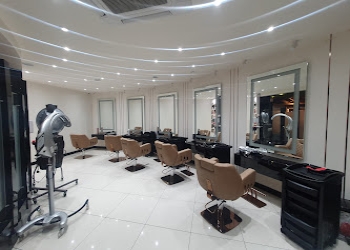 Fox-the-luxury-salon-Beauty-parlour-Batamaloo-srinagar-Jammu-and-kashmir-2