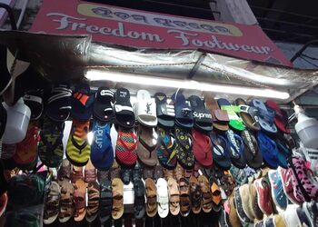 Freedom-footwear-Shoe-store-Brahmapur-Odisha-1