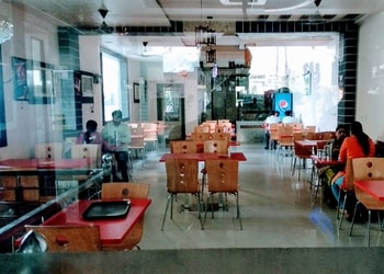 Ganpat-chat-fast-food-Fast-food-restaurants-Aligarh-Uttar-pradesh-2